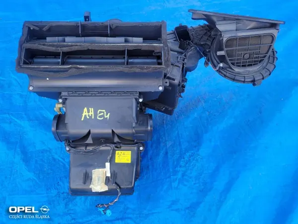 Opel Astra H Klima-Heizgebläse OEM 13301691 image 2