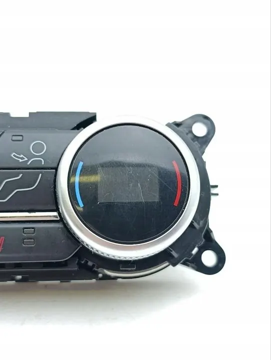 Temperatuurschakelaar ventilator A/C Ford Expedition 2020 image 4