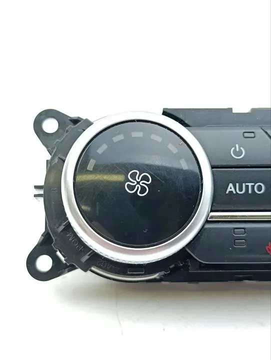 Temperatuurschakelaar ventilator A/C Ford Expedition 2020 image 5