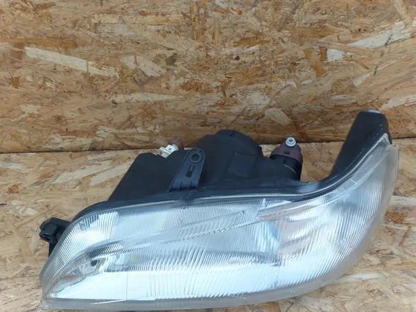 Farol Esquerdo Peugeot 306 Valeo 97-02 OEM image 2