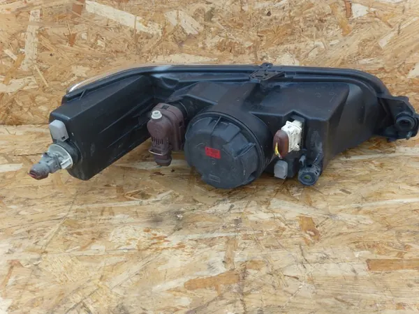 Farol Esquerdo Peugeot 306 Valeo 97-02 OEM image 3