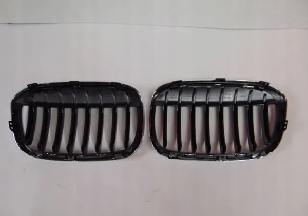 BMW X1 F48 15- Grill Kidney Right Left M-Package image 5