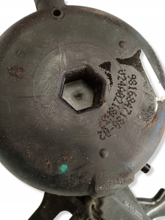 Kraftstofffiltergehäuse Peugeot 308 T9 OEM 9816847180 image 3