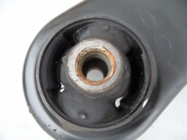 Braccio di Controllo Anteriore Destro Kia Stonic 2023 OEM 54501-H8500 image 3