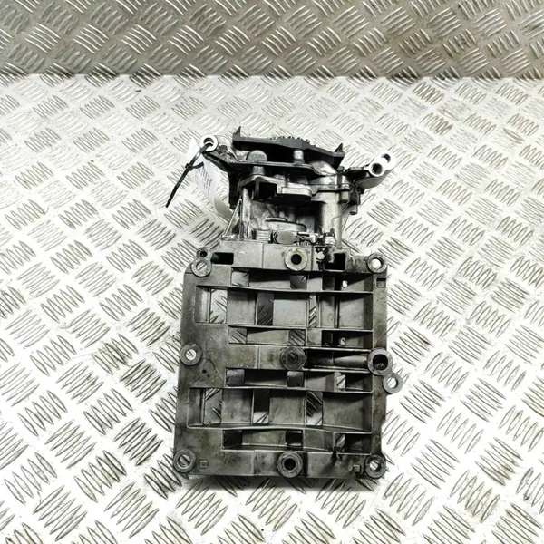 Gebrauchte BMW Ölpumpe OEM 7798014 für 2.0L Diesel image 4