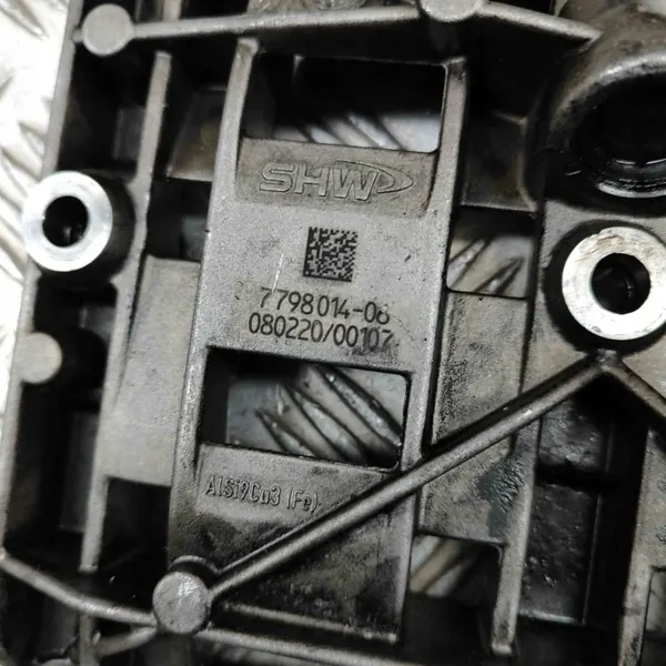Gebrauchte BMW Ölpumpe OEM 7798014 für 2.0L Diesel image 7