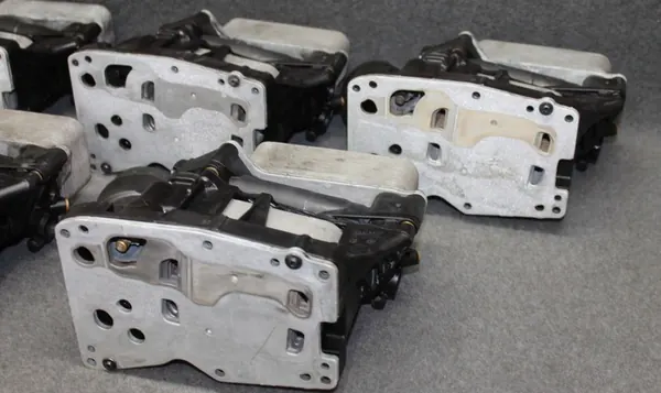 Oljefilterbas BMW F30 F07 F10 E70 F01 8510856 image 6