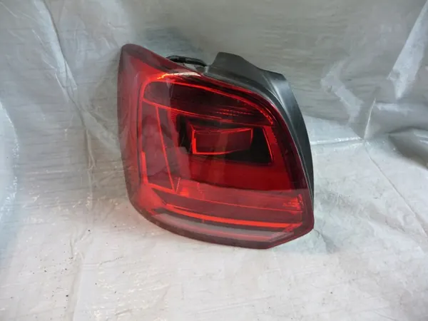 VW Polo 5 V Lift Lámpara Trasera Izquierda 6C0945095F image 4