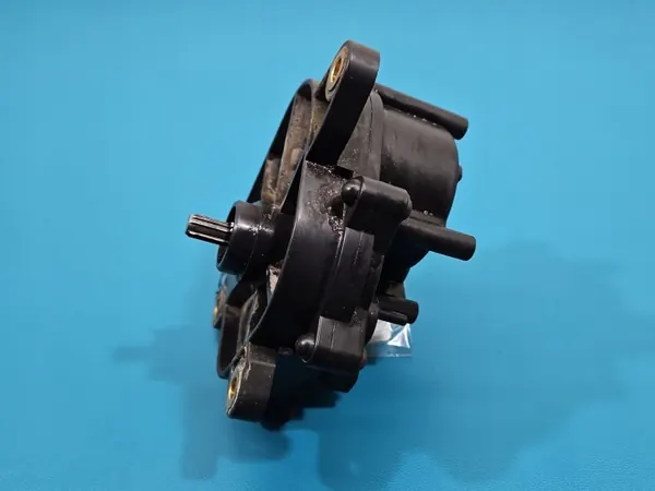 Moteur de boîte de transfert OEM IMPRK1537574 Isuzu D-Max 2.5D image 3