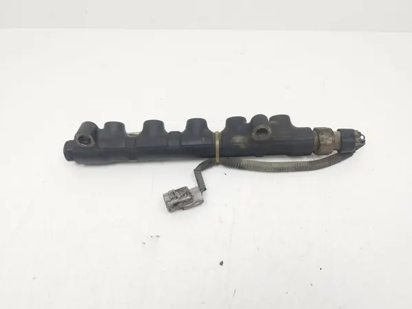 2002 Toyota Corolla E120 E130 Tuyau de Carburant MTL30490 image 2