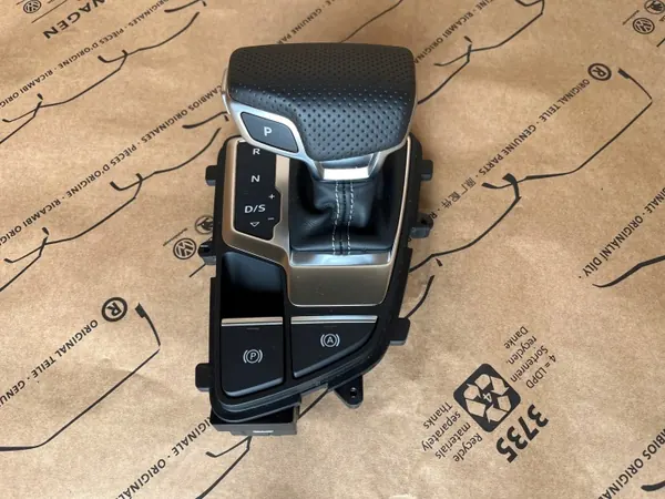 Pomo de mudanças Audi A4/A5 B9 OEM 8W1713111C Usado image 2