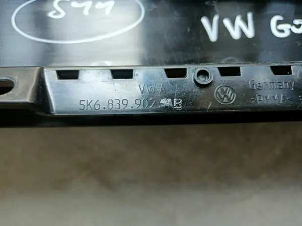 OEM 5K6839902 Garniture Pilier Porte Droit Arrière VW Golf VI image 3