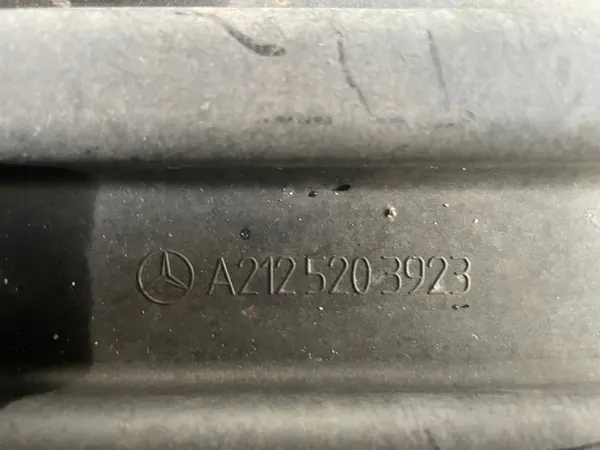 Framstötfångarplatta Mercedes E-Klass W212 A2125203923 image 2