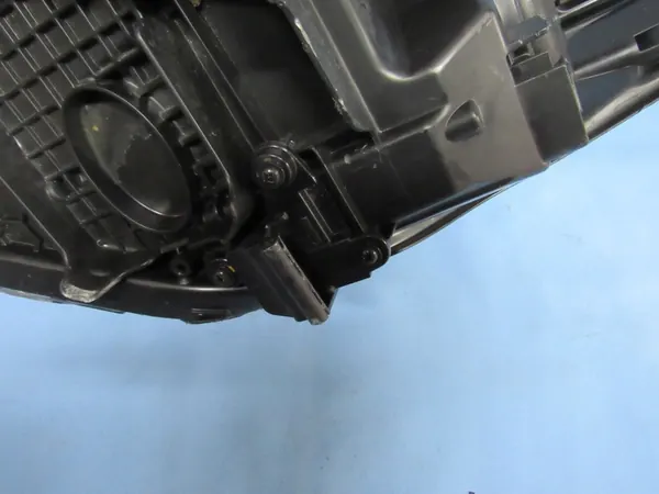 Faros derecho Kia Sportage IV Lente LED Europa image 7