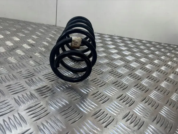Muelle delantero Audi A5 OEM 8W0411105 - Usado image 4