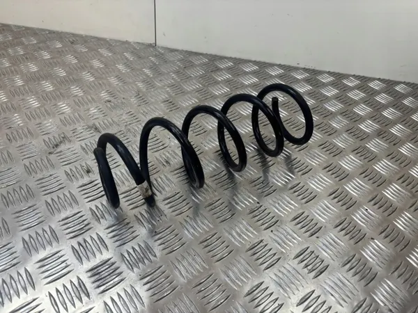 Muelle delantero Audi A5 OEM 8W0411105 - Usado image 5