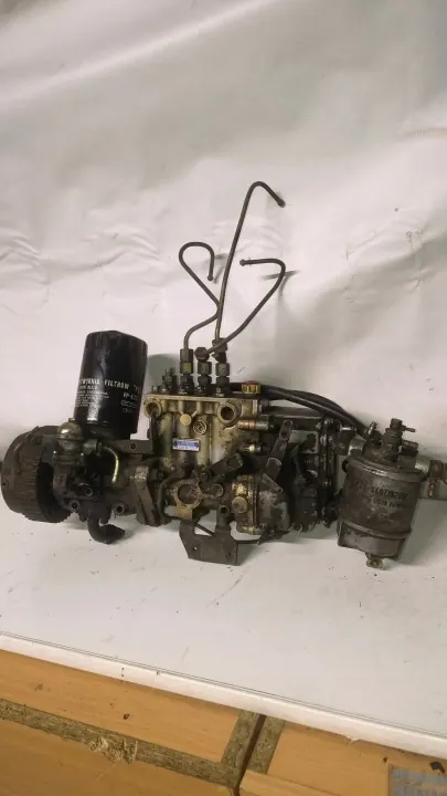 Daewoo Lublin 2.4D ruiskutuspumppu OEM XER3010 image 2