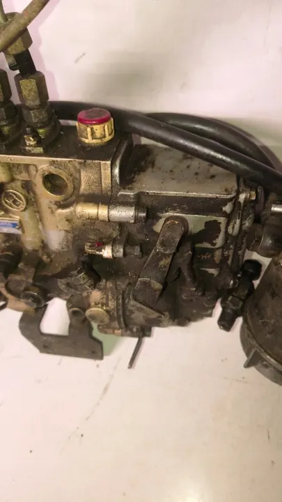 Daewoo Lublin 2.4D ruiskutuspumppu OEM XER3010 image 5