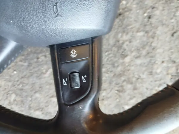 Audi A6 C6 Lenkrad OEM 4F0419091 - Gebraucht image 9