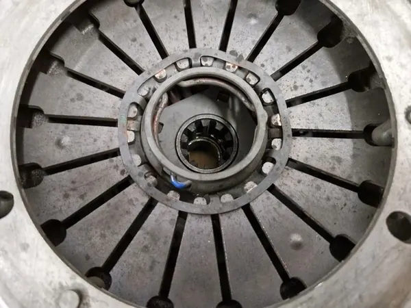 RENAULT MASTER 3 III LIFT 2.3 DCI Volante de Dupla Massa Embreagem 123100375R image 2