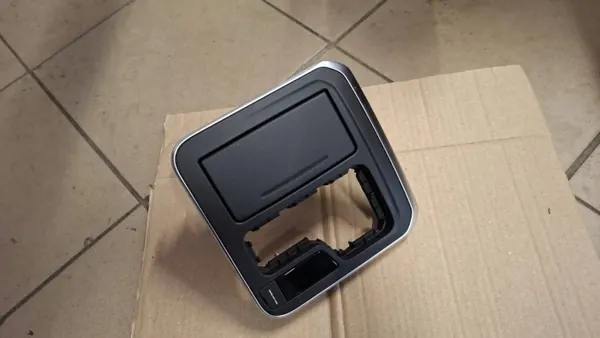 Enchufe USB Renault Talisman OEM 280233557R image 4