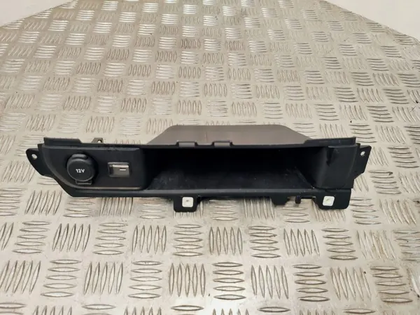 Aanstekercontact dashboard Citroen Jumpy 2017 OEM 9808683577 image 2