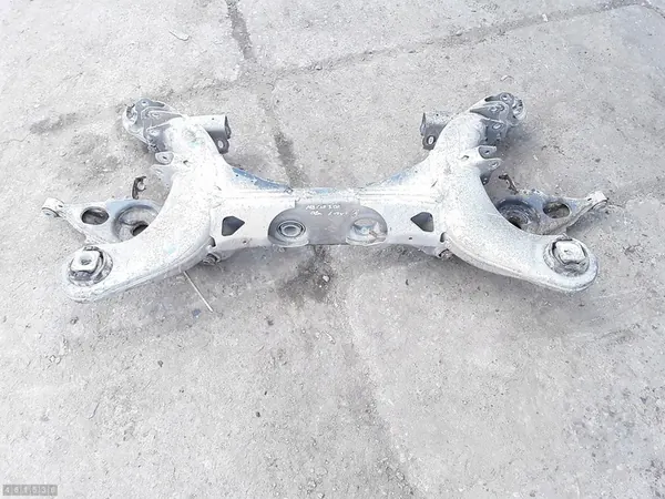 Cadre auxiliaire Mercedes CLS 2008 3000CDI OEM 16352072 image 1