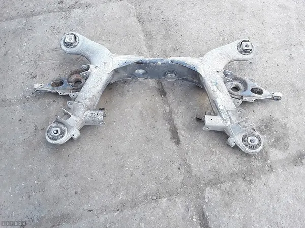 Cadre auxiliaire Mercedes CLS 2008 3000CDI OEM 16352072 image 3