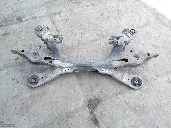 Cadre auxiliaire Mercedes CLS 2008 3000CDI OEM 16352072 image 6