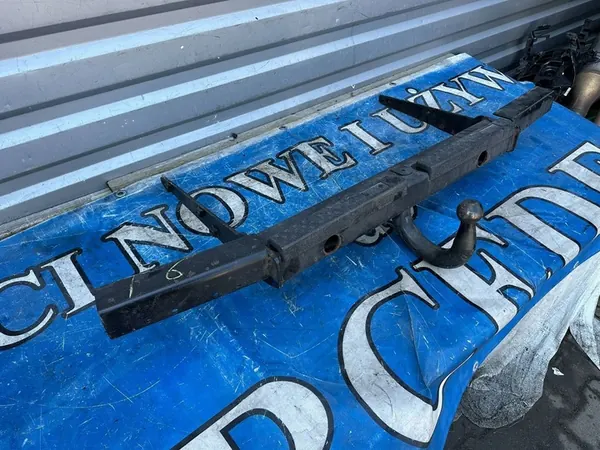 Westfalia Tow Bar VW Transporter T5 2003-2010 OEM 7H0803881D image 2