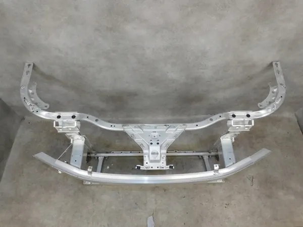 Suporte de Radiador Frontal AUDI A8 D5 4N0805594C image 5