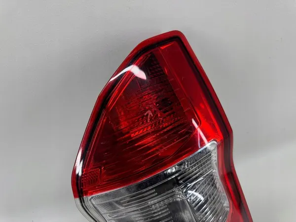 Luz trasera derecha FORD TOURNEO COURIER 2014- image 4