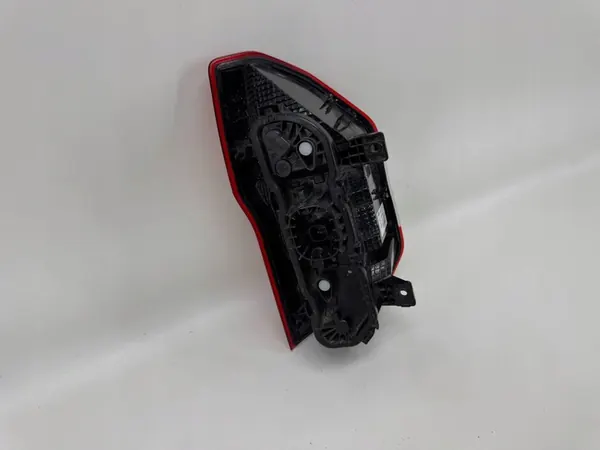 Luz trasera derecha FORD TOURNEO COURIER 2014- image 8