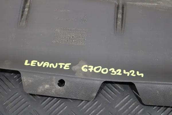 Stötfångarskydd 670032424 Maserati Levante M161 image 2