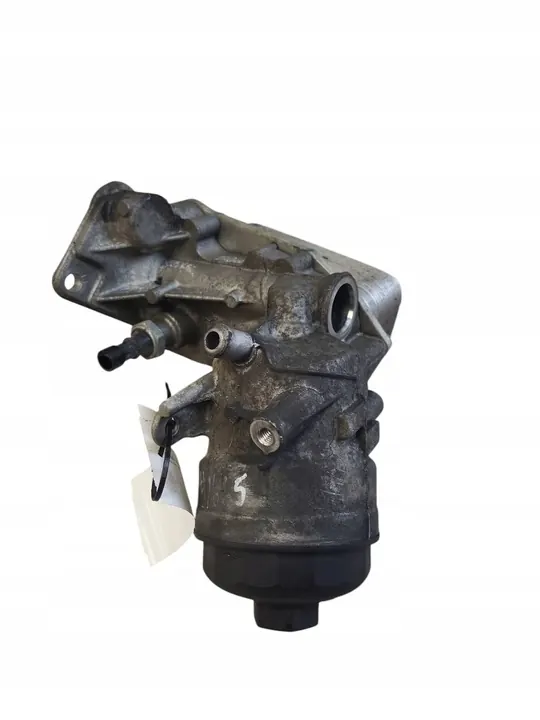 Oljefilterfäste VOLVO V40 CROSS COUNTRY 2.0L diesel OEM image 2