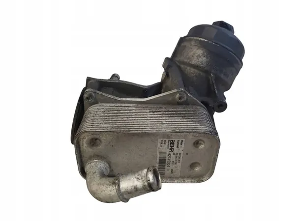 Oljefilterfäste VOLVO V40 CROSS COUNTRY 2.0L diesel OEM image 4