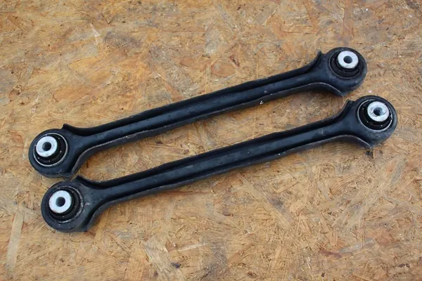 Bracci di Controllo Posteriori BMW e8x e9x Set Originale 6763471 image 2