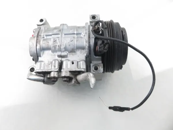 Käytetty Suzuki ilmastointikompressori OEM KTT090078 image 6