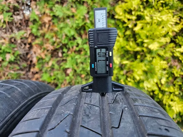Hankook Ventus Prime3 K125 205/60R16 - Audi image 3