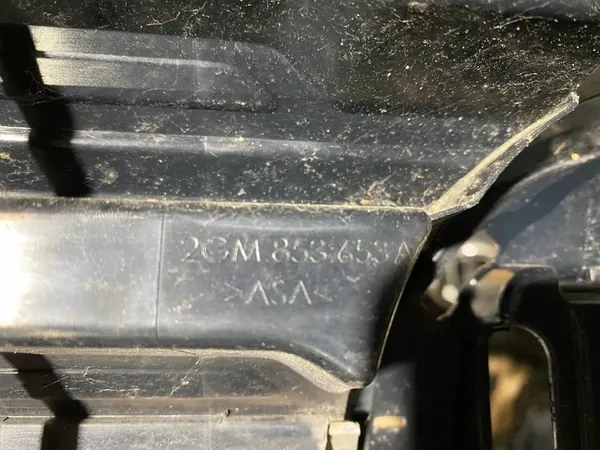 Grille de ventilation avant Volkswagen T-Roc 2GM853653A image 3