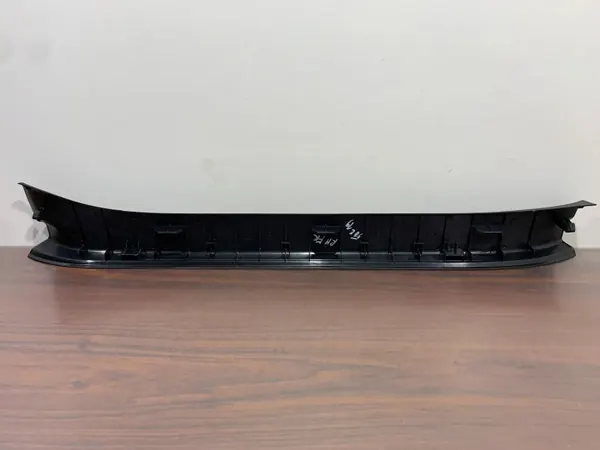 OEM 94060SJ030 Etu oikea kynnyslista Subaru image 4