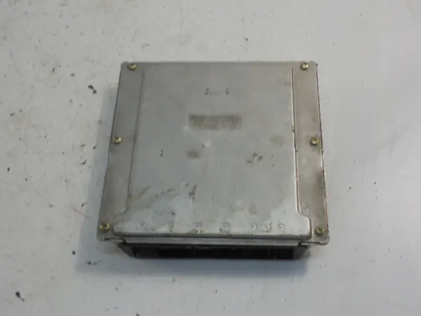 Mercedes Motorstyrenhet OEM A6111533879 image 3