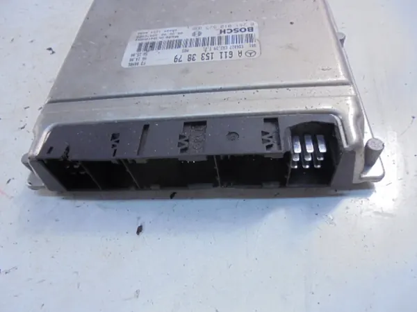 Mercedes Motorstyrenhet OEM A6111533879 image 5