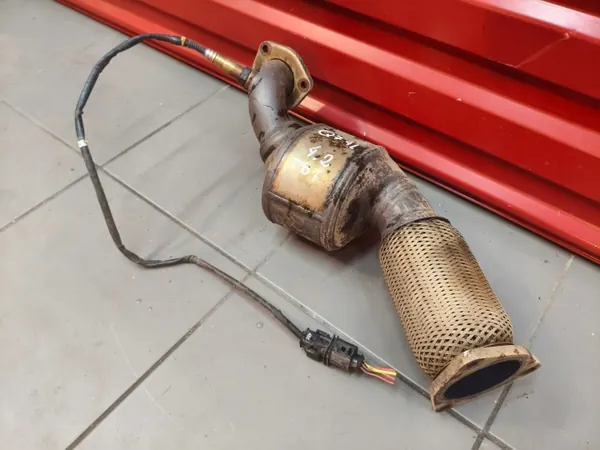 Catalyseur OEM 7L8131690G pour Audi Q7 4.2 TDI image 3