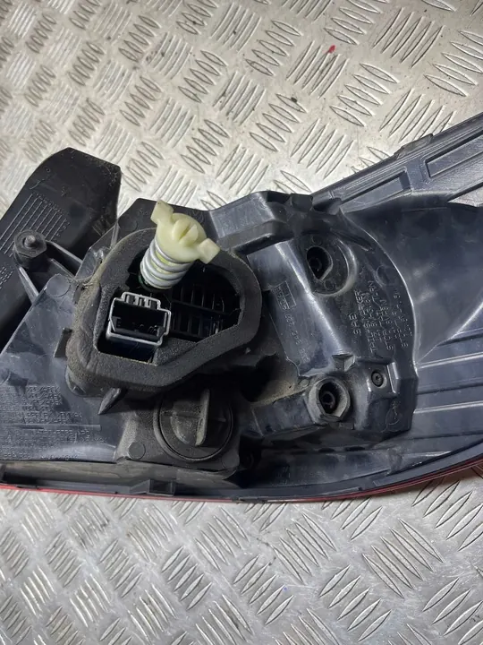 VW PASSAT CC B7 LIFT LUZ TRASERA IZQUIERDA image 3