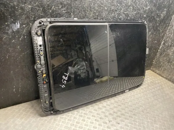 Panoraamakatto OEM 3G9877041M VW Passat Variantille image 2