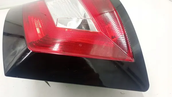 Lámpara Trasera Izquierda Skoda Fabia III HB 6V6945096 6V6945258 image 5