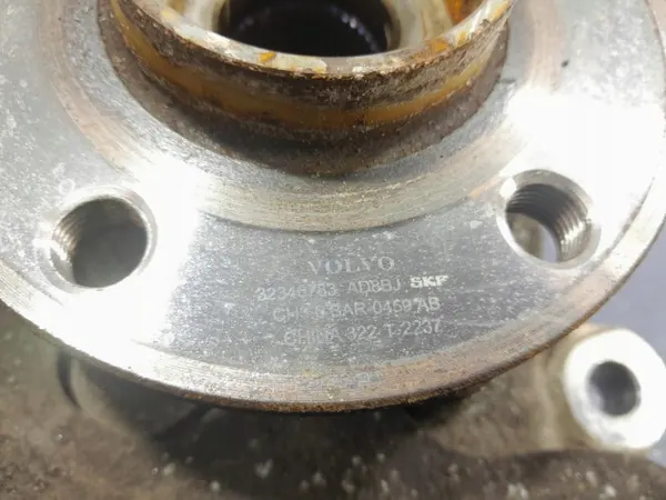 Volvo XC60 II etu oikea navanlaakeri OEM 32298140 image 4
