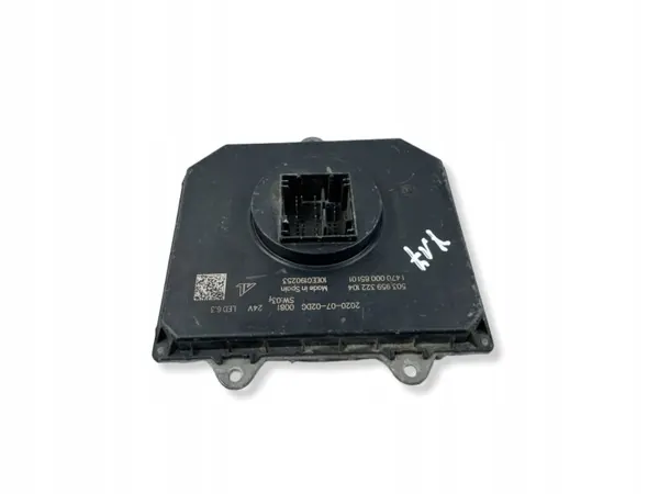Module d'éclairage Iveco Daily 6G d'occasion OEM 202007020G image 4