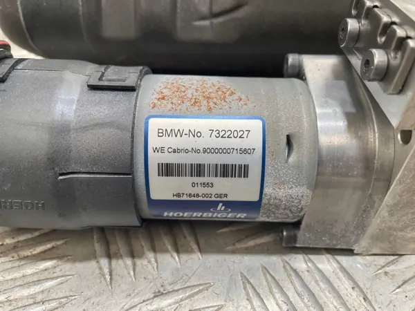 Begagnad Mini OE hydraulpump tak OEM 7322027 image 3